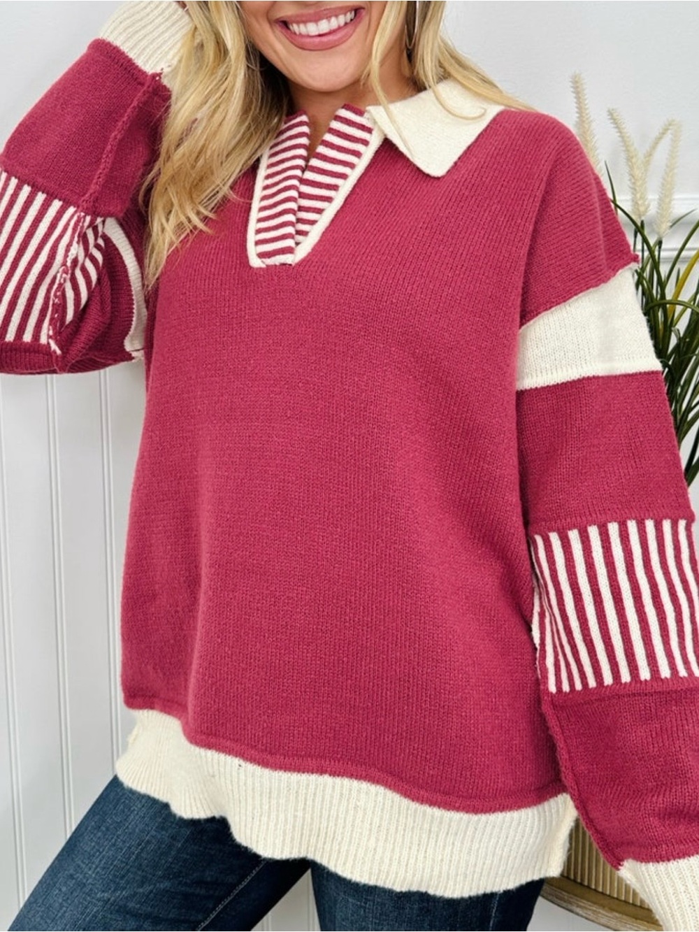 MOCO Boutique Women's Raspberry and Cream Rugby Collar Sweater